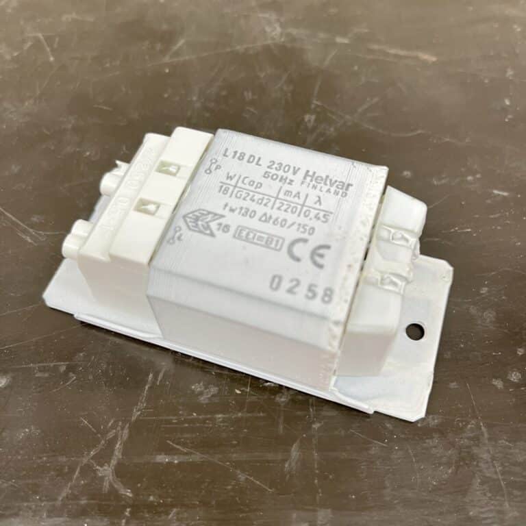 Valaistuksen kuristin Helvar - purkukolmio.fi