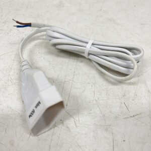 Kosketussuojattu jatkopistorasia europistokkkeelle 2m johdolla - Purkukolmio.fi