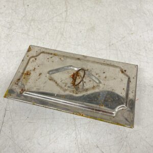 Nuohousluukku 16,5 x 9 cm kromattu turvavalullla