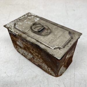 Nuohousluukku 16 x 8 cm kromattu muurauskehyksellä