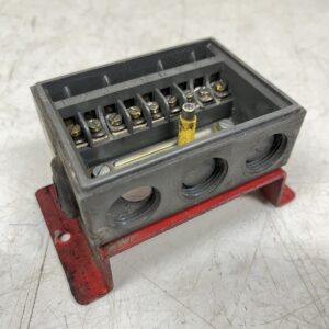 Öljypolttimen Oilon KP-6 relepohja telineellä