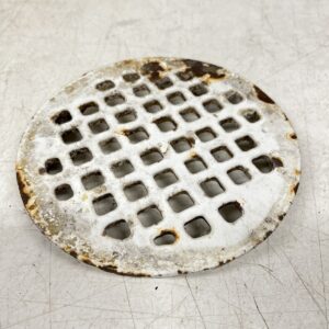 Lattiakaivon valurautainen ritiläkansi Ø 15 cm