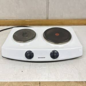 Pöytäliesi 2 levyllä Severin DK 1020 2500W - purkukolmio.fi