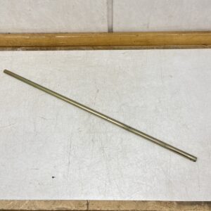 Keltapassivoitu teräsputki Ø 14 mm pituus 710 mm