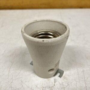 Valaisimen iso posliinipohja E40 ruuviliittimillä