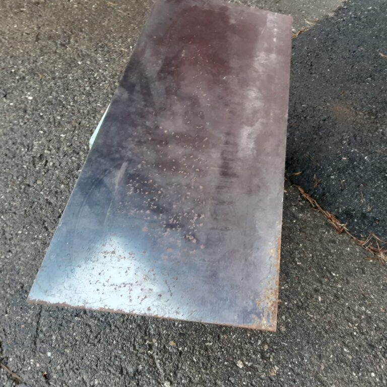 Rautalevy 750 x 300 x 2 mm - purkukolmio.fi