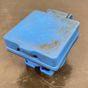 1-osainen kotelopistorasia uppoasenteinen IP54 sininen
