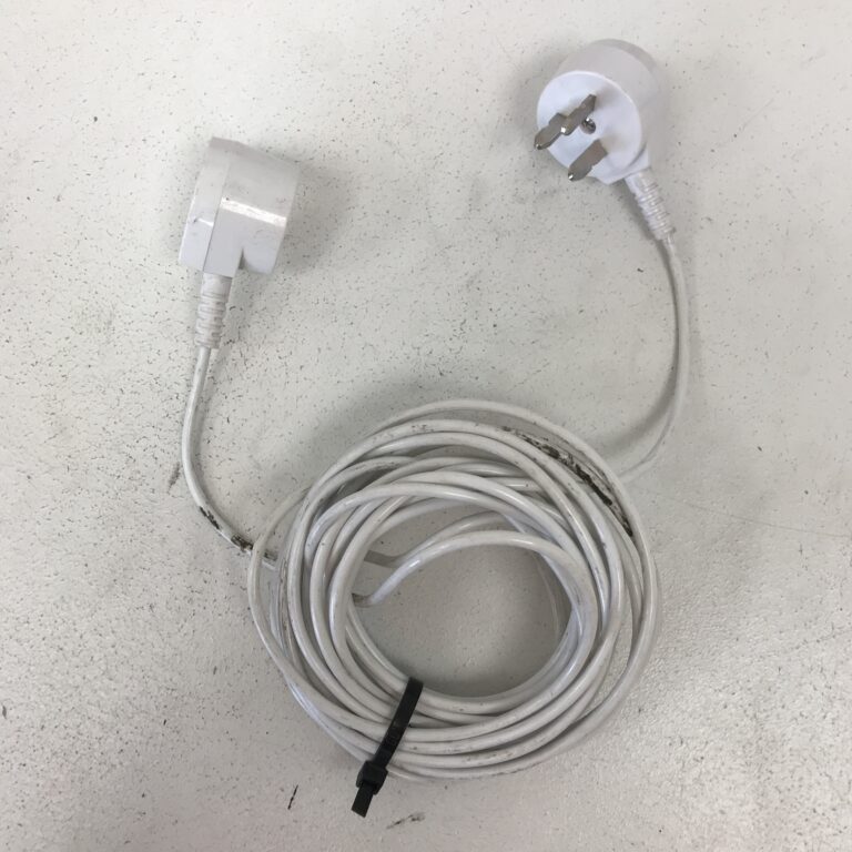 Puhelinjatkojohto 6 m adapteripistokkeella - purkukolmio.fi
