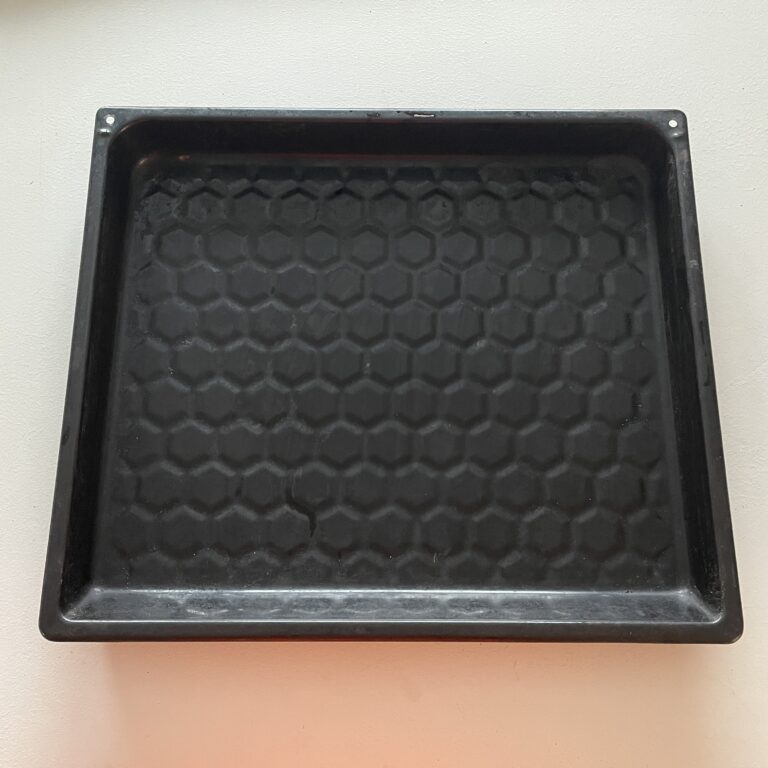 Uunipelti 43x37,5 cm syvä - Purkukolmio.fi