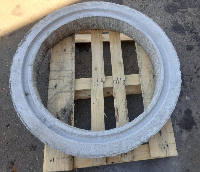 Betoninen kaivon korokerengas 80/60 cm korkeus 10 cm - purkukolmio.fi