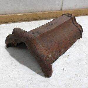 Keramia harjatiili punainen pituus 36 cm - purkukolmio.fi