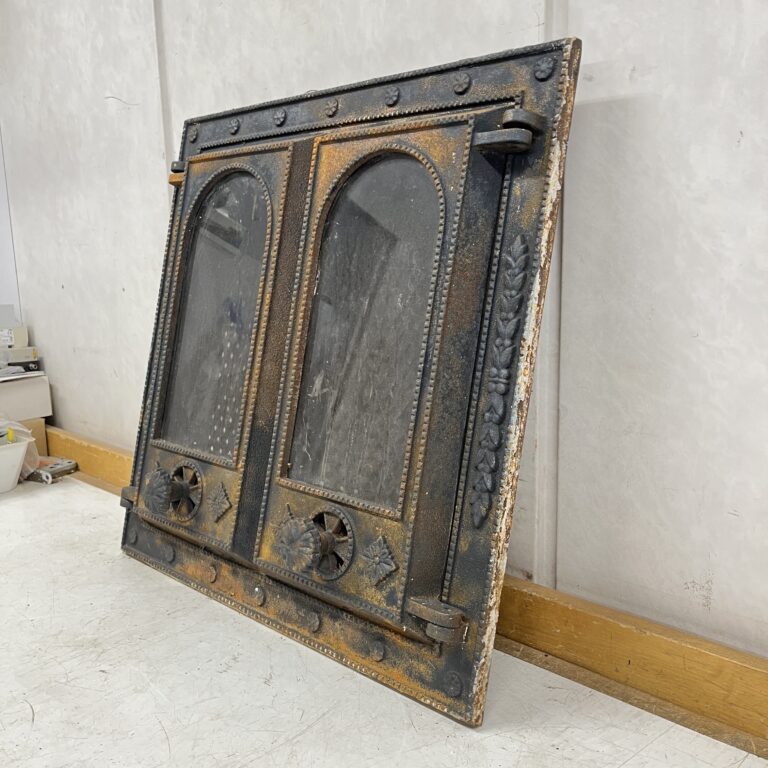 takkaluukku 50 cm × 50 cm - purkukolmio.fi