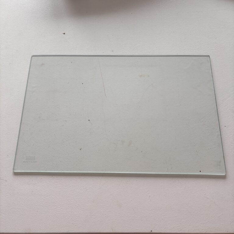 Kylmälaitteen lasihylly 48,5 cm × 31,5 cm - purkukolmio.fi