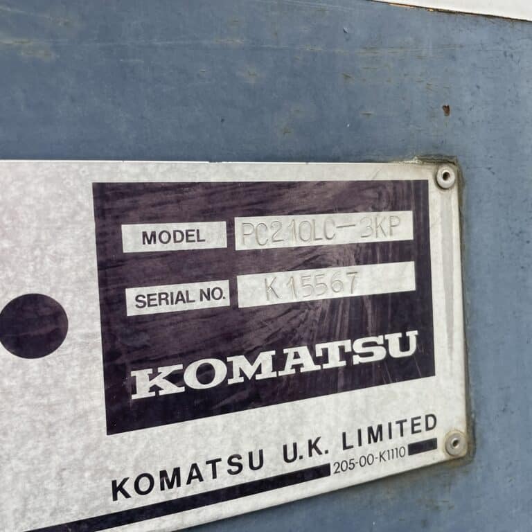Kaivinkone Komatsu PC210LC-3KP - purkukolmio.fi