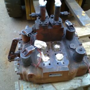 Lokomo 325 venttiililohko