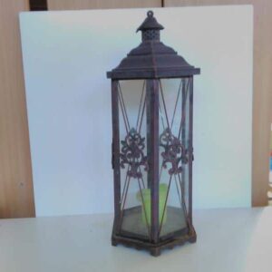 Iso antiikkimusta ulkolyhty 60cm, 1 lasi puuttuu
