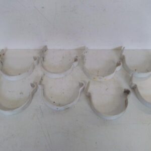 Sadevesikourun pyöreän mallinen valkoinen kannake - Purkukolmio.fi