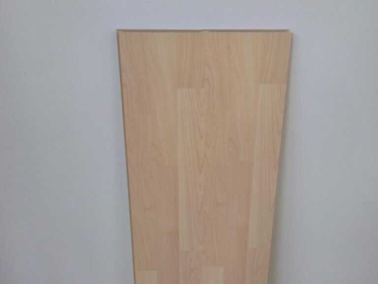 Laminaatti Carisma Clic D654 PR, koivu? n.1,5 m2 erä