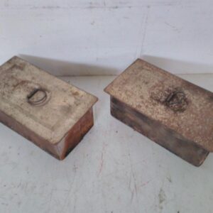 Tuhkaluukku 15*7,5 muurauskehyksellä