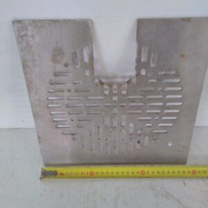 Merika ruostumaton lattiakaivon kansi 29*29 cm, kolottu.