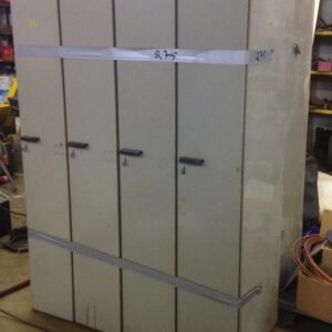 Pukukaappi metallinen 4 ovea 