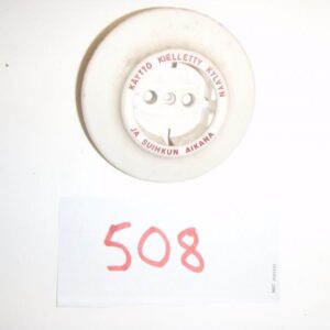 Pistorasiankansi kosteaan tilaan valkoinen