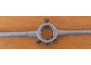 Kierrepakan väännin 20x5