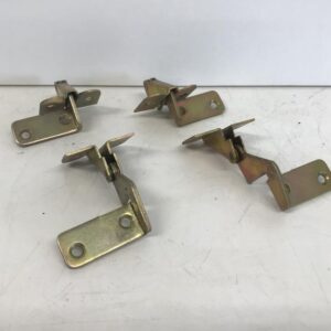 Kalusteovien saranoita