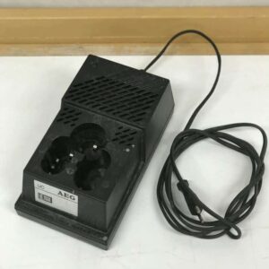 AEG UC System Accu 2000 akkulaturi 2,4-12V